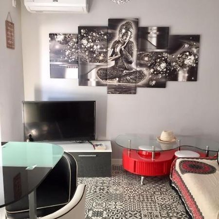 Modern Seaside Apartment 700 Mt From Beach 圣玛丽亚港 外观 照片