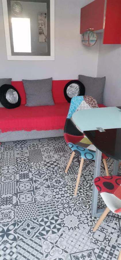Modern Seaside Apartment 700 Mt From Beach 圣玛丽亚港 外观 照片
