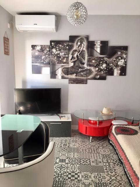 Modern Seaside Apartment 700 Mt From Beach 圣玛丽亚港 外观 照片